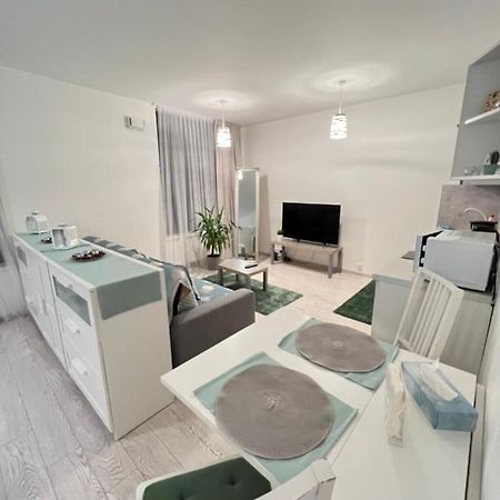 Free Parking In Garage Karolina Plazza, New Cosy Studio With All You Need Prague Exterior photo